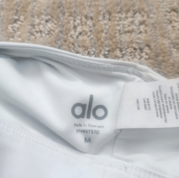 Alo sports bra - Picture 4 of 8